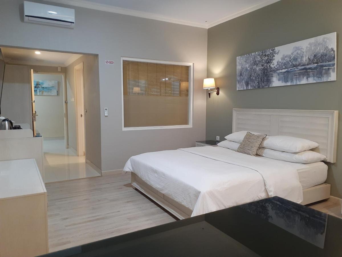 Hotel Villa Emitta Tomohon Eksteriør billede