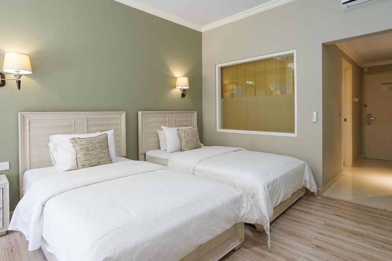 Hotel Villa Emitta Tomohon Eksteriør billede