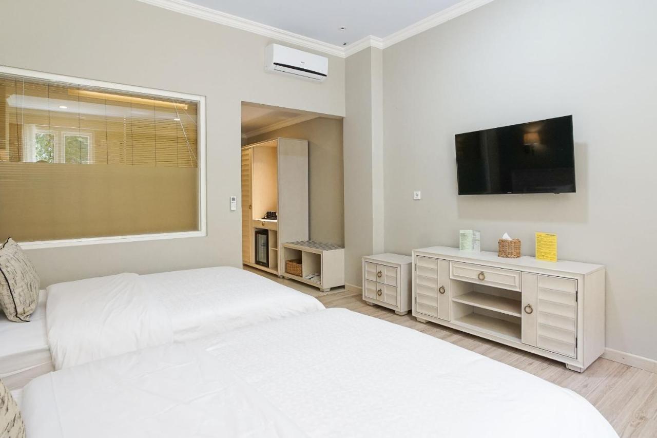 Hotel Villa Emitta Tomohon Eksteriør billede