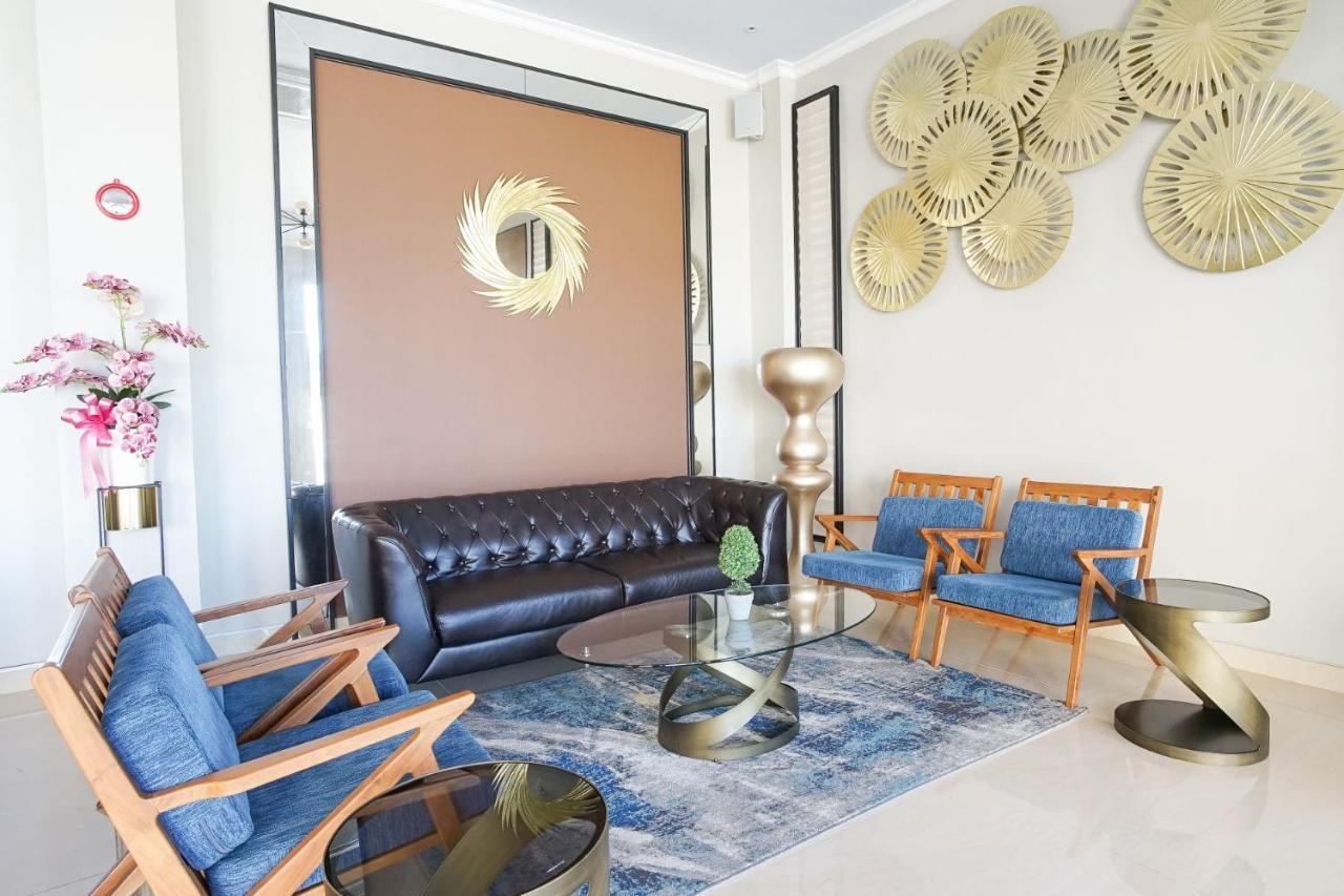 Hotel Villa Emitta Tomohon Eksteriør billede