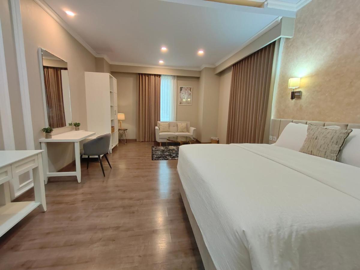 Hotel Villa Emitta Tomohon Eksteriør billede